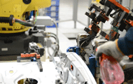 机器人焊接使用金属焊接防飞溅剂成功案例